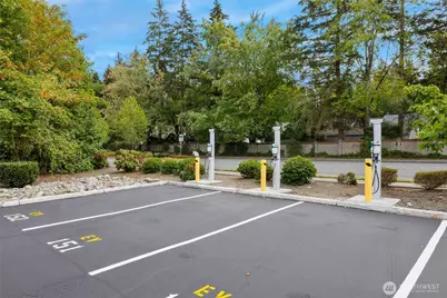 12700 NE 8th Street #E102, Bellevue, WA 98005 - Photo 19