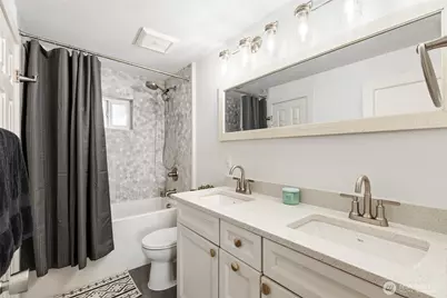 3008 31st Avenue W, Seattle, WA 98199 - Photo 13