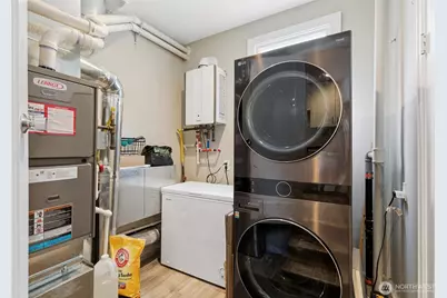 3008 31st Avenue W, Seattle, WA 98199 - Photo 15