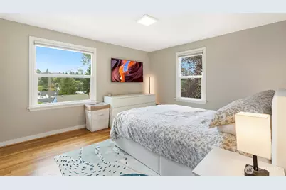 3008 31st Avenue W, Seattle, WA 98199 - Photo 11