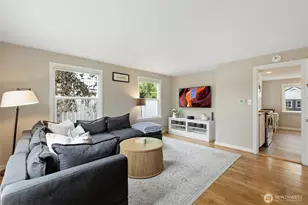 3008 31st Ave W, Seattle, WA 98199 - Photo 5