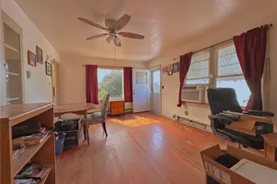 319 E Bartlett Ave, Omak, WA 98841 - Photo 9