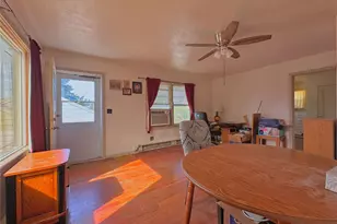 319 E Bartlett Ave, Omak, WA 98841 - Photo 7