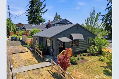 922 Pitt Avenue, Bremerton, WA 98310 - Photo 1