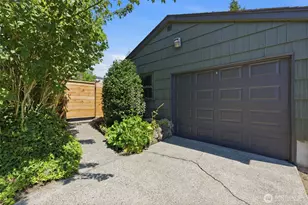 922 Pitt Ave, Bremerton, WA 98310 - Photo 27