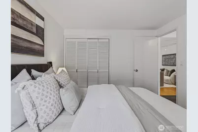 8701 35th Avenue NE #Apt 4, Seattle, WA 98115 - Photo 25
