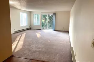 11249 Greenwood Ave N, Seattle, WA 98133 - Photo 7