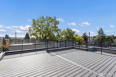 8039 Wallingford Avenue N, Seattle, WA 98103 - Photo 35