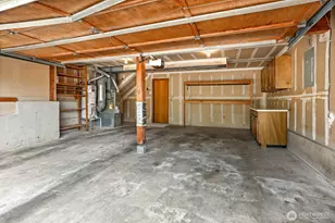 14855 SE 10th Pl, Bellevue, WA 98007 - Photo 33