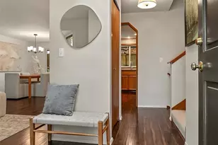 14855 SE 10th Pl, Bellevue, WA 98007 - Photo 3
