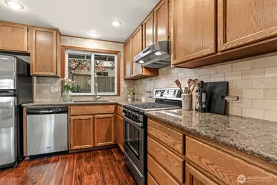 14855 SE 10th Place, Bellevue, WA 98007 - Photo 15