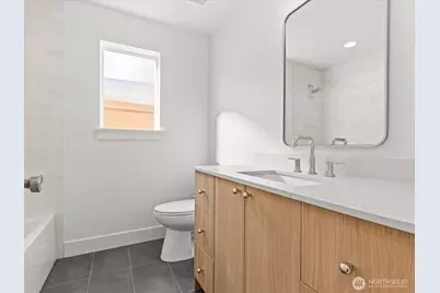 4328 Woodlawn Avenue N #A, Seattle, WA 98103 - Photo 19