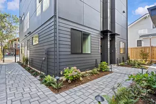 4328 Woodlawn Ave N, Seattle, WA 98103 - Photo 21