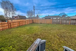 2017 A&b Vandalia Ave, Bremerton, WA 98310 - Photo 9