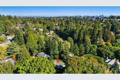 4715 W Roberts Way, Seattle, WA 98199 - Photo 29