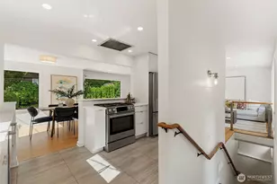 4715 W Roberts Way, Seattle, WA 98199 - Photo 9