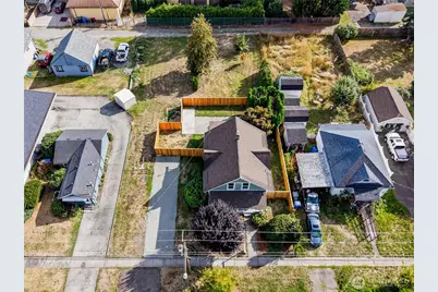 1120 Thompson Street, Sumner, WA 98390 - Photo 3
