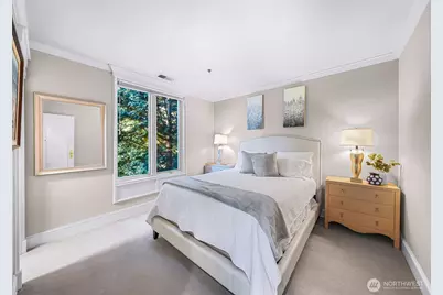 111 Lake Avenue W #202, Kirkland, WA 98033 - Photo 21