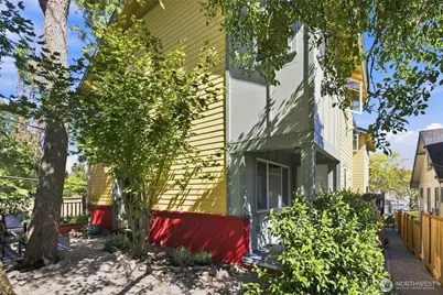 6527 21st Avenue NE #3, Seattle, WA 98115 - Photo 1