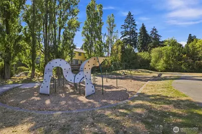 6527 21st Avenue NE #3, Seattle, WA 98115 - Photo 35