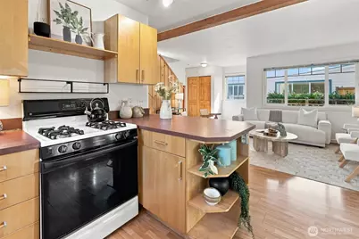 6527 21st Avenue NE #3, Seattle, WA 98115 - Photo 13