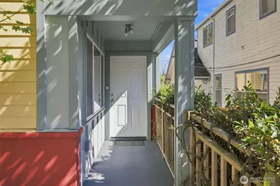 6527 21st Avenue NE #3, Seattle, WA 98115 - Photo 3