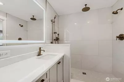 20925 SE Renton-Maple Valley Road, Maple Valley, WA 98038 - Photo 19