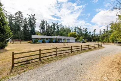 1866 Wellington Drive, Oak Harbor, WA 98277 - Photo 3