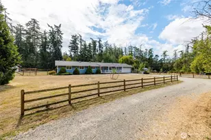 1866 Wellington Dr, Oak Harbor, WA 98277 - Photo 3