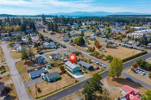 303 NE 6th St, Coupeville, WA 98239 - Photo 39