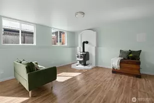 303 NE 6th St, Coupeville, WA 98239 - Photo 27