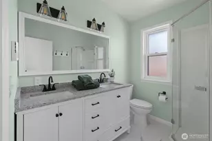 303 NE 6th St, Coupeville, WA 98239 - Photo 21