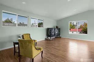 303 NE 6th St, Coupeville, WA 98239 - Photo 5