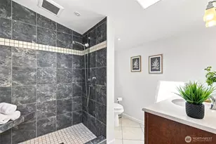 1116 N 76th St, Seattle, WA 98103 - Photo 15