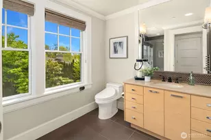 8910 NE 33rd St, Yarrow Point, WA 98004 - Photo 21
