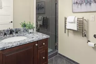 8910 NE 33rd St, Yarrow Point, WA 98004 - Photo 23