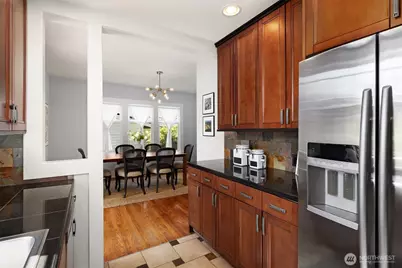 135 NE 53rd Street, Seattle, WA 98105 - Photo 15