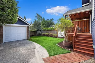 135 NE 53rd St, Seattle, WA 98105 - Photo 29
