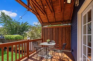 135 NE 53rd St, Seattle, WA 98105 - Photo 27