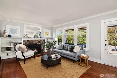 135 NE 53rd Street, Seattle, WA 98105 - Photo 5