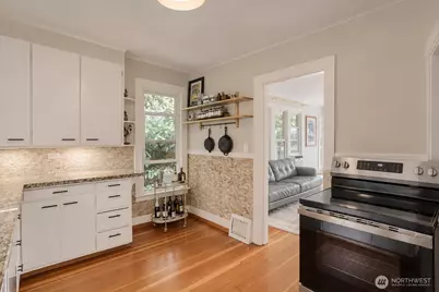 4732 45th Avenue SW, Seattle, WA 98116 - Photo 7