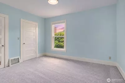 4732 45th Avenue SW, Seattle, WA 98116 - Photo 17