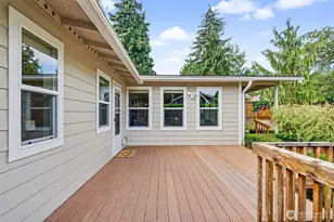 18043 Ashworth Ave N, Shoreline, WA 98133 - Photo 5