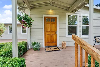 18043 Ashworth Avenue N, Shoreline, WA 98133 - Photo 7