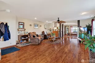 308 Easy Street SE, Rainier, WA 98576 - Photo 5