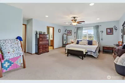 308 Easy Street SE, Rainier, WA 98576 - Photo 19