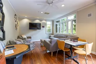 2415 2nd Ave, Seattle, WA 98121 - Photo 19