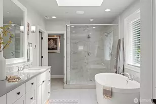 10425 NE 112th St, Kirkland, WA 98033 - Photo 23