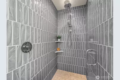 1410 N 47th Street #B, Seattle, WA 98103 - Photo 23