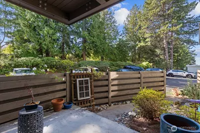 550 Elm Way #105, Edmonds, WA 98020 - Photo 23
